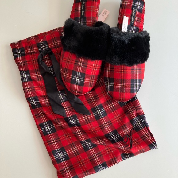 Victoria Secret CS Fur Trim Slipper - Bold Plaid - Size Large - Picture 2 of 7